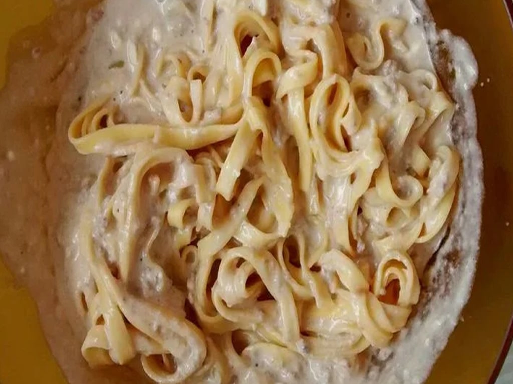 Receita de macarrão com atum e creme de leite - Alimento Rico